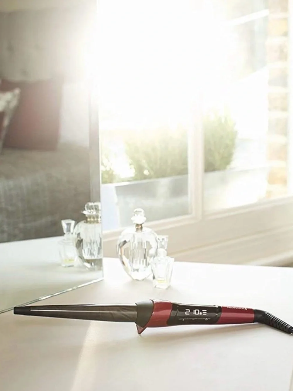 Remington Professional Silk Curling Wand in Red and Black